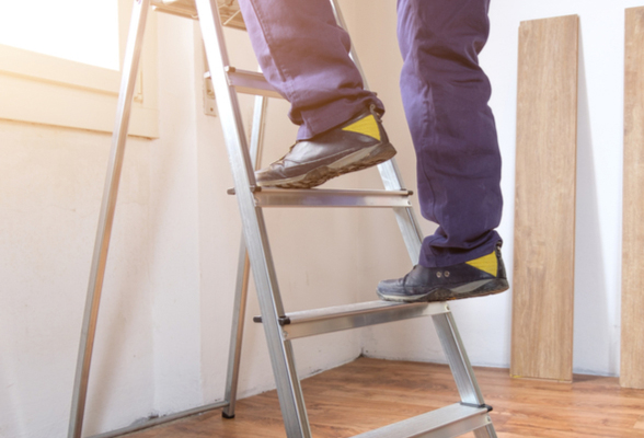 A simple guidance to safe inspection of ladders