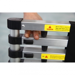 Best Seller Aluminum Telescopic Ladder with Finger Safety